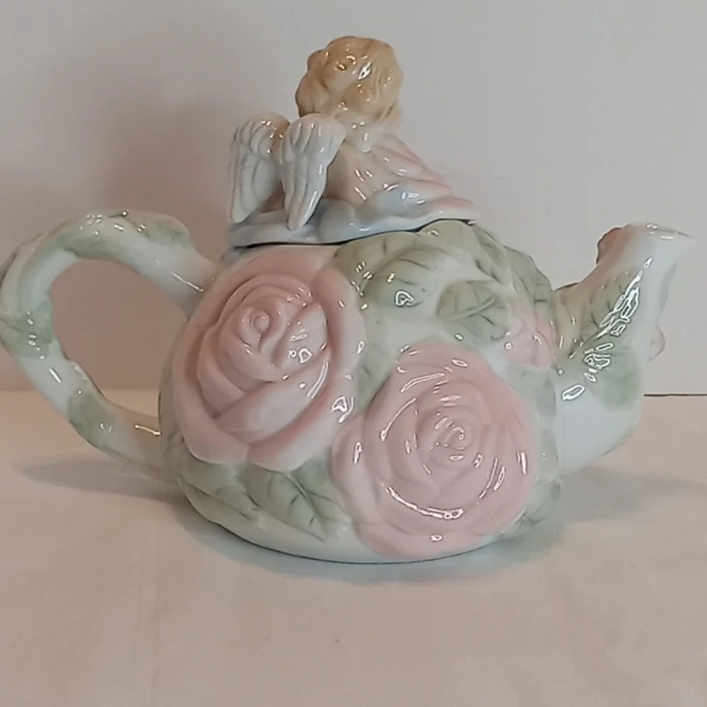 Avon vintage angel